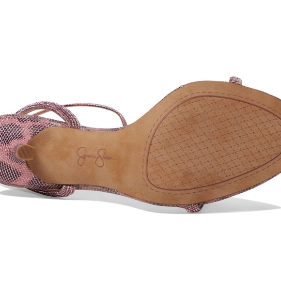 Jessica Simpson Heels - Picture 4 of 9